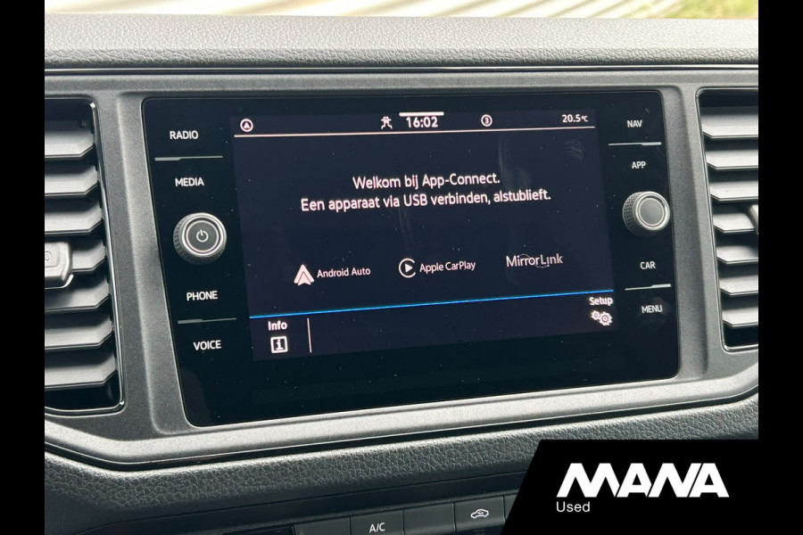 Volkswagen Crafter 35 2.0 TDI L3H3 140PK Automaat ZGAN! Cruise Airco Carplay Camera Trekhaak