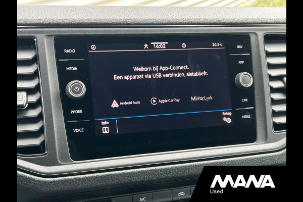 Volkswagen Crafter 35 2.0 TDI L3H3 140PK Automaat ZGAN! Cruise Airco Carplay Camera Trekhaak