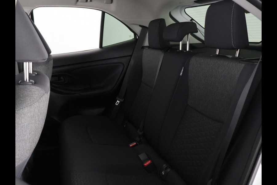 Toyota Yaris Cross 1.5 Hybrid 115 Active Bi-Tone | Apple Carplay & AndroidAUTO | Camera | Privacy Glass |