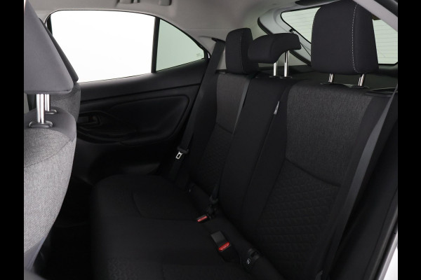 Toyota Yaris Cross 1.5 Hybrid 115 Active Bi-Tone | Apple Carplay & AndroidAUTO | Camera | Privacy Glass |