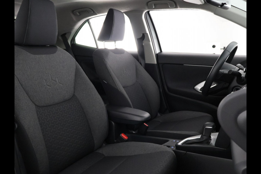 Toyota Yaris Cross 1.5 Hybrid 115 Active Bi-Tone | Apple Carplay & AndroidAUTO | Camera | Privacy Glass |