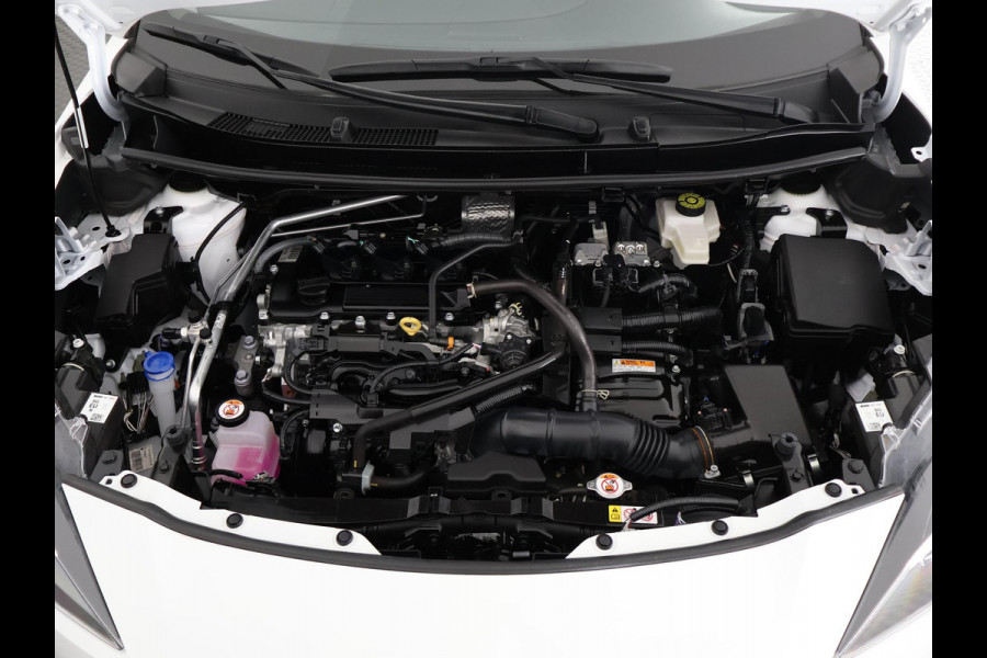 Toyota Yaris Cross 1.5 Hybrid 115 Active Bi-Tone | Apple Carplay & AndroidAUTO | Camera | Privacy Glass |