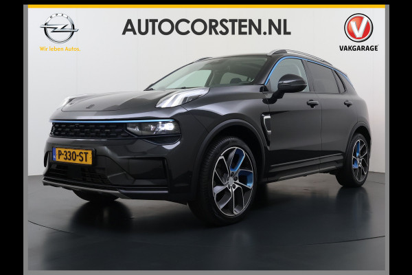 Lynk & Co 01 PHEV 261pk AUT-7 PanoDak 20"lm Trekhaak 360°Camera Apple Carplay Android Auto Adap.Cruise Navi Pdc Ecc Keyless Led Plug-In Hybri Elek.Memory.Stoel File assistent Dodehoek detector Elektrisch bedienbare achterklep Rijstrooksensor Wifi Verkeersbord detectie 425Nm/1.800KG Trekgewicht !  Origineel Nederlandse Auto € 43.000 nieuw