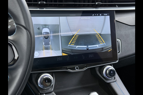 Lynk & Co 01 PHEV 261pk AUT-7 PanoDak 20"lm Trekhaak 360°Camera Apple Carplay Android Auto Adap.Cruise Navi Pdc Ecc Keyless Led Plug-In Hybri Elek.Memory.Stoel File assistent Dodehoek detector Elektrisch bedienbare achterklep Rijstrooksensor Wifi Verkeersbord detectie 425Nm/1.800KG Trekgewicht !  Origineel Nederlandse Auto € 43.000 nieuw