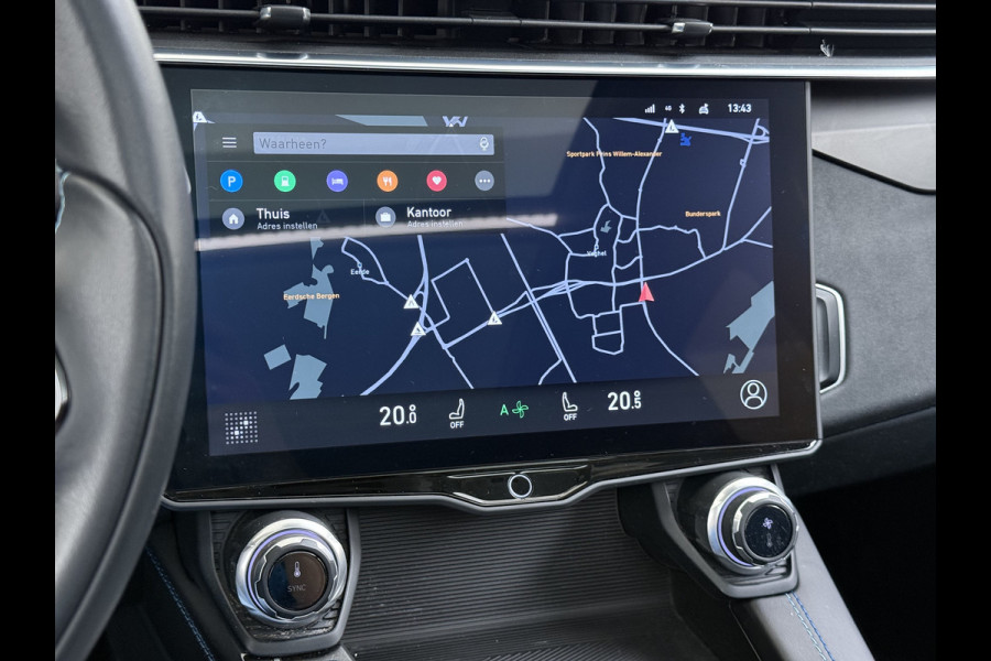 Lynk & Co 01 PHEV 261pk AUT-7 PanoDak 20"lm Trekhaak 360°Camera Apple Carplay Android Auto Adap.Cruise Navi Pdc Ecc Keyless Led Plug-In Hybri Elek.Memory.Stoel File assistent Dodehoek detector Elektrisch bedienbare achterklep Rijstrooksensor Wifi Verkeersbord detectie 425Nm/1.800KG Trekgewicht !  Origineel Nederlandse Auto € 43.000 nieuw
