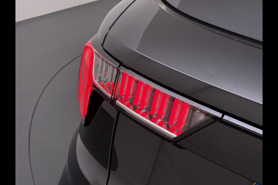 Lynk & Co 01 PHEV 261pk AUT-7 PanoDak 20"lm Trekhaak 360°Camera Apple Carplay Android Auto Adap.Cruise Navi Pdc Ecc Keyless Led Plug-In Hybri Elek.Memory.Stoel File assistent Dodehoek detector Elektrisch bedienbare achterklep Rijstrooksensor Wifi Verkeersbord detectie 425Nm/1.800KG Trekgewicht !  Origineel Nederlandse Auto € 43.000 nieuw