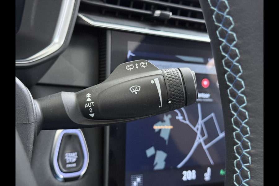 Lynk & Co 01 PHEV 261pk AUT-7 PanoDak 20"lm Trekhaak 360°Camera Apple Carplay Android Auto Adap.Cruise Navi Pdc Ecc Keyless Led Plug-In Hybri Elek.Memory.Stoel File assistent Dodehoek detector Elektrisch bedienbare achterklep Rijstrooksensor Wifi Verkeersbord detectie 425Nm/1.800KG Trekgewicht !  Origineel Nederlandse Auto € 43.000 nieuw