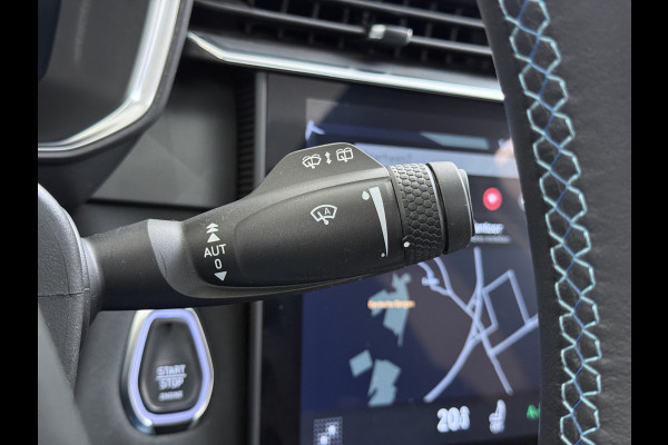 Lynk & Co 01 PHEV 261pk AUT-7 PanoDak 20"lm Trekhaak 360°Camera Apple Carplay Android Auto Adap.Cruise Navi Pdc Ecc Keyless Led Plug-In Hybri Elek.Memory.Stoel File assistent Dodehoek detector Elektrisch bedienbare achterklep Rijstrooksensor Wifi Verkeersbord detectie 425Nm/1.800KG Trekgewicht !  Origineel Nederlandse Auto € 43.000 nieuw