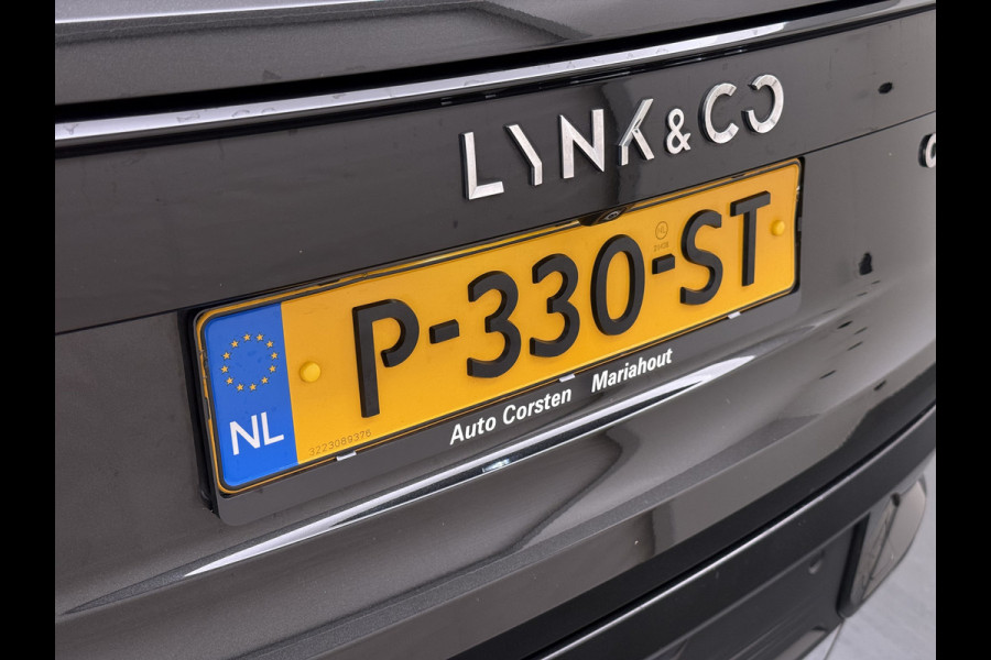 Lynk & Co 01 PHEV 261pk AUT-7 PanoDak 20"lm Trekhaak 360°Camera Apple Carplay Android Auto Adap.Cruise Navi Pdc Ecc Keyless Led Plug-In Hybri Elek.Memory.Stoel File assistent Dodehoek detector Elektrisch bedienbare achterklep Rijstrooksensor Wifi Verkeersbord detectie 425Nm/1.800KG Trekgewicht !  Origineel Nederlandse Auto € 43.000 nieuw