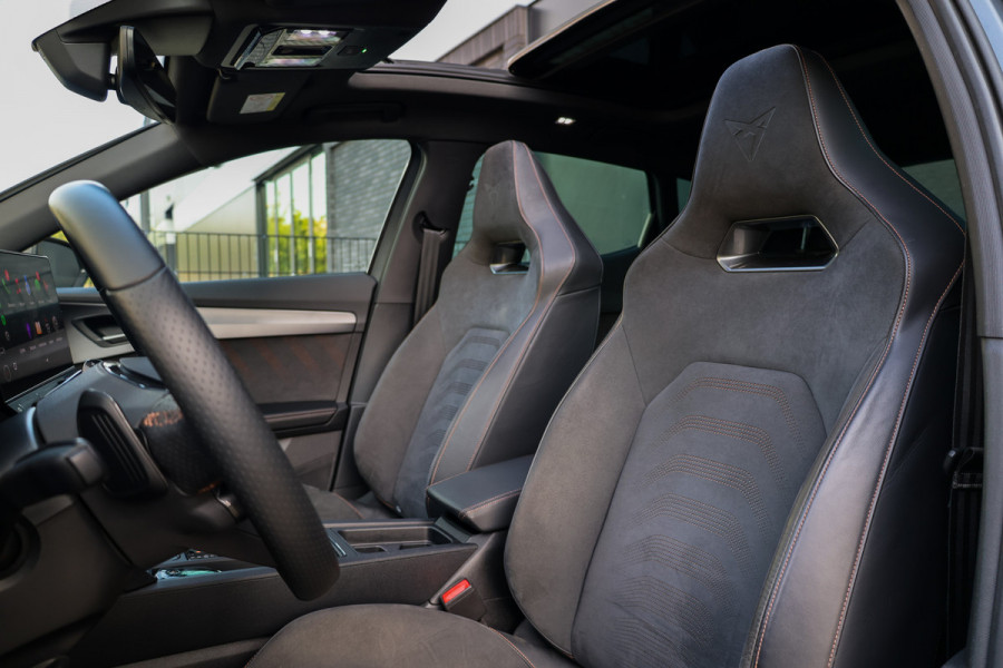 CUPRA Formentor 1.4 e-Hybrid VZ Tribe Edition | BTW | PANO | MEMORY | STOEL & STUURVERWARMING |