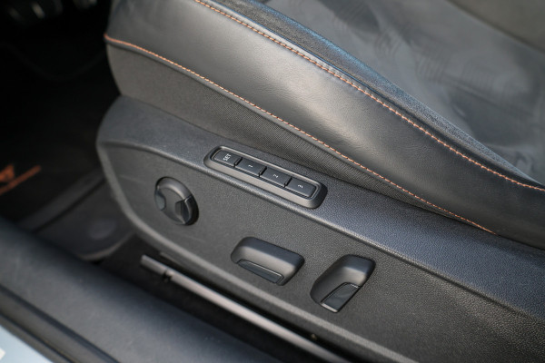 CUPRA Formentor 1.4 e-Hybrid VZ Tribe Edition | BTW | PANO | MEMORY | STOEL & STUURVERWARMING |
