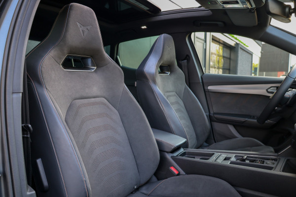 CUPRA Formentor 1.4 e-Hybrid VZ Tribe Edition | BTW | PANO | MEMORY | STOEL & STUURVERWARMING |