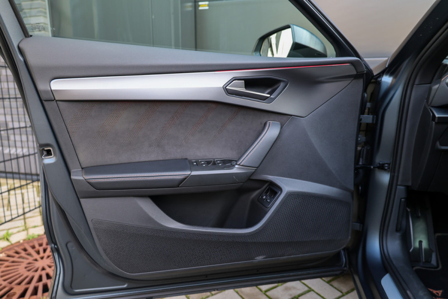 CUPRA Formentor 1.4 e-Hybrid VZ Tribe Edition | BTW | PANO | MEMORY | STOEL & STUURVERWARMING |