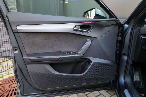 CUPRA Formentor 1.4 e-Hybrid VZ Tribe Edition | BTW | PANO | MEMORY | STOEL & STUURVERWARMING |