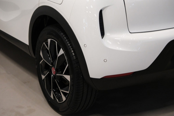 DS DS 3 1.2 PureTech Performance Line+ |40.768km| Leder/Alcantara Navi|Camera|Apple Carplay