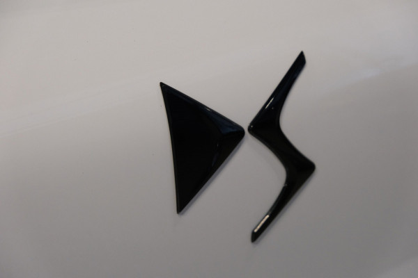 DS DS 3 1.2 PureTech Performance Line+ |40.768km| Leder/Alcantara Navi|Camera|Apple Carplay