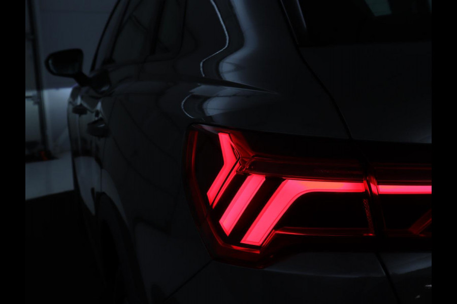 Audi Q3 45 TFSI e Advanced edition | SOH 84,4% | Trekhaak | Adapt. Cruise | LED | Elekt. Stooelverstelling | Servo Sluiting kofferklep | Camera | Apple Carplay | Navigatie |