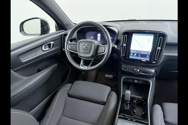 Volvo XC40 Recharge Plus SOH 92%| PILOT ASSIST ACC| ELEKTRISCHE ACHTERKLEP| DODE HOEK SENSOR |WARMTEPOMP| STOEL + STUURVERWARMING| ACHTERUITRIJCAMERA| RIJKLAAPRIJS INCL. 12 MND BOVAG GARANTIE|