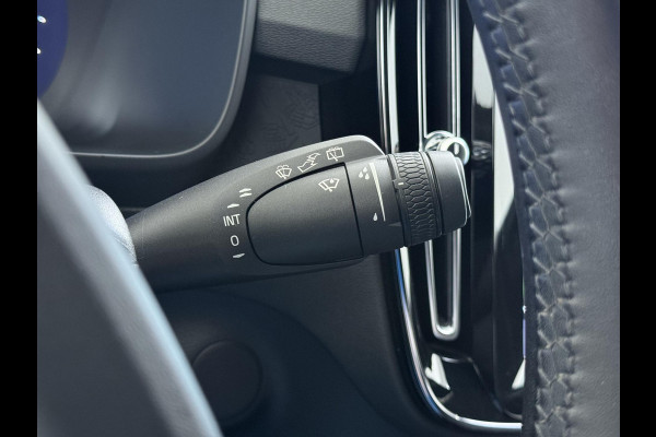 Volvo XC40 Recharge Plus SOH 92%| PILOT ASSIST ACC| ELEKTRISCHE ACHTERKLEP| DODE HOEK SENSOR |WARMTEPOMP| STOEL + STUURVERWARMING| ACHTERUITRIJCAMERA| RIJKLAAPRIJS INCL. 12 MND BOVAG GARANTIE|