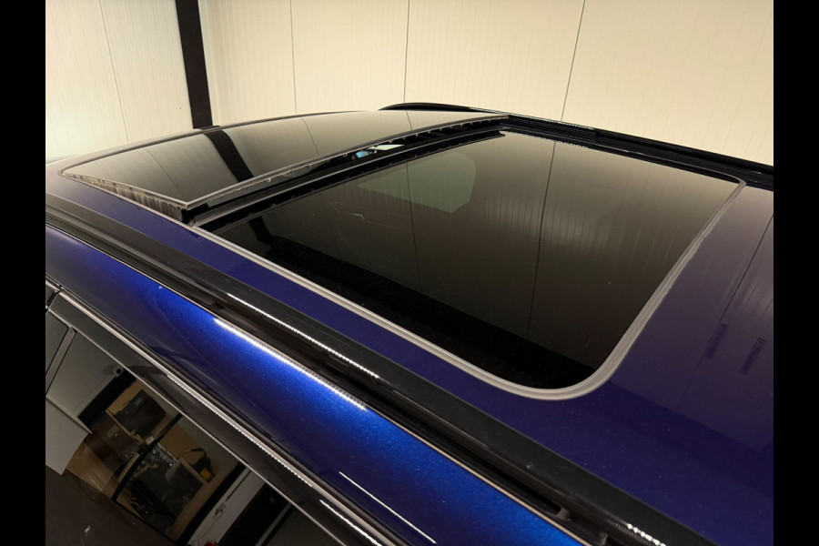 BMW 5 Serie Touring 530e xDrive M Sport Pro Pano HUD Massage Laser 4-Wielbesturing Shadowline 360 Camera Softclose Dealer Onderhou