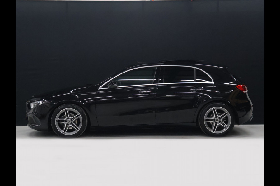 Mercedes-Benz A-Klasse 180 Business Solution Luxury [SCHUIFKANTELDAK, SFEERVERLICHTING, STOELVERWARMING, CRUISE CONTROL, MEMORY SEATS, CAMERA, PDC V+A, DIGITAL DASH, LEDER, BLUETOOTH, NAVIGATIE, CLIMATE CONTROL, NIUEWSTAAT]
