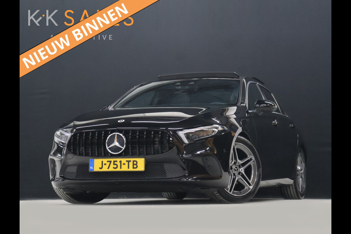 Mercedes-Benz A-Klasse 180 Business Solution Luxury [SCHUIFKANTELDAK, SFEERVERLICHTING, STOELVERWARMING, CRUISE CONTROL, MEMORY SEATS, CAMERA, PDC V+A, DIGITAL DASH, LEDER, BLUETOOTH, NAVIGATIE, CLIMATE CONTROL, NIUEWSTAAT]