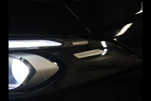 Mercedes-Benz A-Klasse 180 Business Solution Luxury [SCHUIFKANTELDAK, SFEERVERLICHTING, STOELVERWARMING, CRUISE CONTROL, MEMORY SEATS, CAMERA, PDC V+A, DIGITAL DASH, LEDER, BLUETOOTH, NAVIGATIE, CLIMATE CONTROL, NIUEWSTAAT]