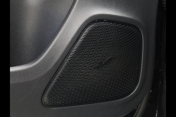 Mercedes-Benz A-Klasse 180 Business Solution Luxury [SCHUIFKANTELDAK, SFEERVERLICHTING, STOELVERWARMING, CRUISE CONTROL, MEMORY SEATS, CAMERA, PDC V+A, DIGITAL DASH, LEDER, BLUETOOTH, NAVIGATIE, CLIMATE CONTROL, NIUEWSTAAT]