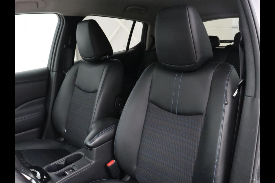 Nissan Leaf Tekna 40 kWh | SOH 86,4% | Navigatie | Apple Carplay | LED | Bose Sound | Dodehoek Ass. | Stoelverwarming |