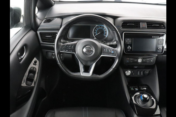 Nissan Leaf Tekna 40 kWh | SOH 86,4% | Navigatie | Apple Carplay | LED | Bose Sound | Dodehoek Ass. | Stoelverwarming |