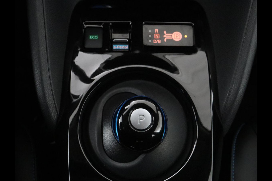 Nissan Leaf Tekna 40 kWh | SOH 86,4% | Navigatie | Apple Carplay | LED | Bose Sound | Dodehoek Ass. | Stoelverwarming |