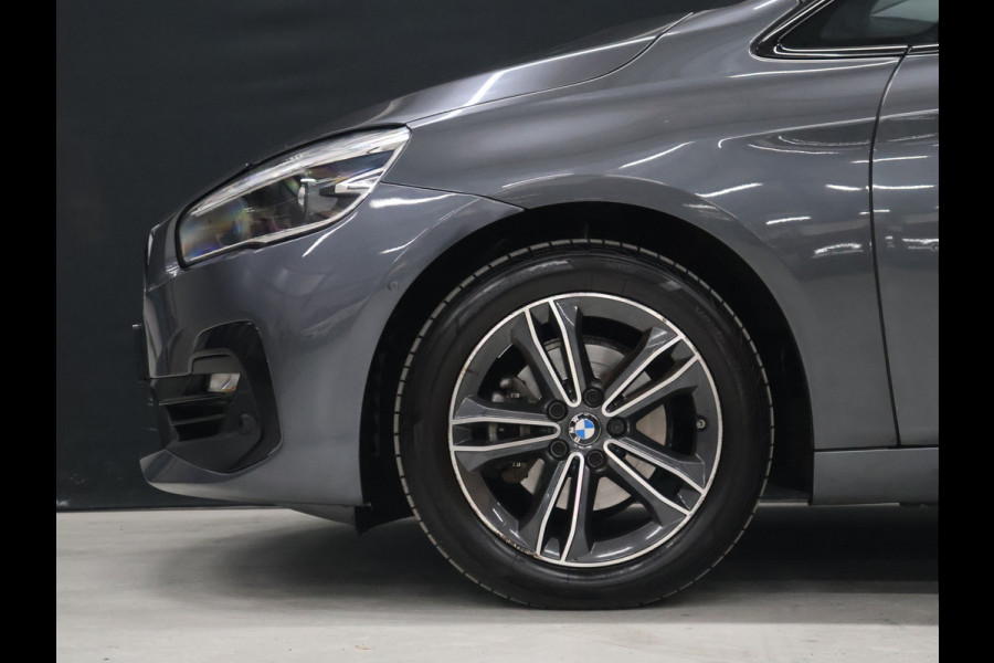 BMW 2 Serie Active Tourer 218i M Sport [STOELVERWARMING, HEAD-UP, CAMERA, CRUISE CONTROL, PDC V+A, CLIMATE CONTROL, BLUETOOTH, LEDER STUUR, ELEKTRISCHE ACHTERKLEP, NAVIGATIE, NIEUWSTAAT]