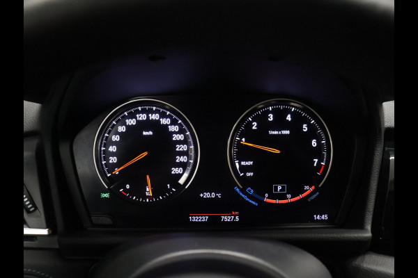 BMW 2 Serie Active Tourer 218i M Sport [STOELVERWARMING, HEAD-UP, CAMERA, CRUISE CONTROL, PDC V+A, CLIMATE CONTROL, BLUETOOTH, LEDER STUUR, ELEKTRISCHE ACHTERKLEP, NAVIGATIE, NIEUWSTAAT]