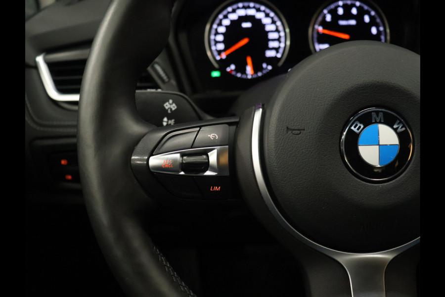 BMW 2 Serie Active Tourer 218i M Sport [STOELVERWARMING, HEAD-UP, CAMERA, CRUISE CONTROL, PDC V+A, CLIMATE CONTROL, BLUETOOTH, LEDER STUUR, ELEKTRISCHE ACHTERKLEP, NAVIGATIE, NIEUWSTAAT]