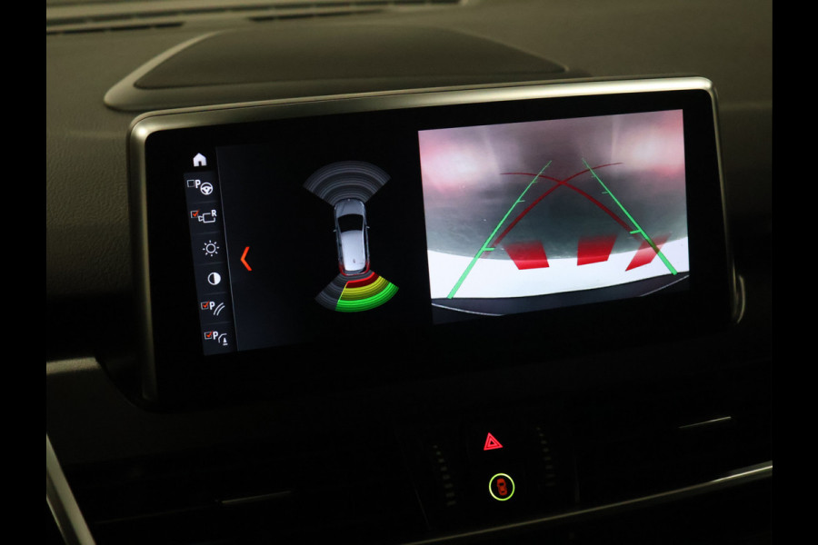 BMW 2 Serie Active Tourer 218i M Sport [STOELVERWARMING, HEAD-UP, CAMERA, CRUISE CONTROL, PDC V+A, CLIMATE CONTROL, BLUETOOTH, LEDER STUUR, ELEKTRISCHE ACHTERKLEP, NAVIGATIE, NIEUWSTAAT]