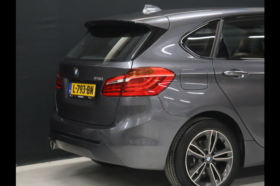 BMW 2 Serie Active Tourer 218i M Sport [STOELVERWARMING, HEAD-UP, CAMERA, CRUISE CONTROL, PDC V+A, CLIMATE CONTROL, BLUETOOTH, LEDER STUUR, ELEKTRISCHE ACHTERKLEP, NAVIGATIE, NIEUWSTAAT]