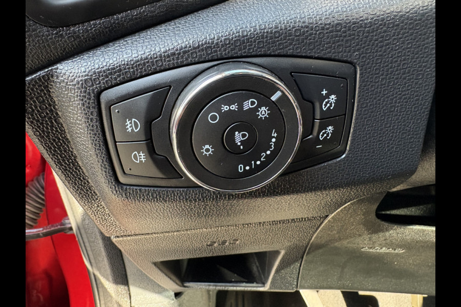 Ford EcoSport 1.0 EcoBoost Titanium X 125pk/92kW 6-bak