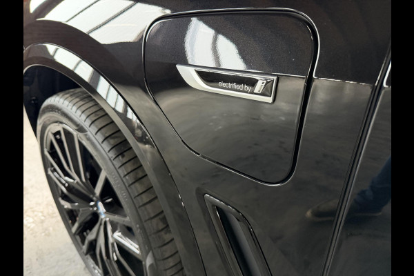 BMW X5 xDrive45e Executive M-Sport / Luchtvering / DAB / Navi / CarPlay / Trekhaak / 2 Jaar BMW Garantie / Camera