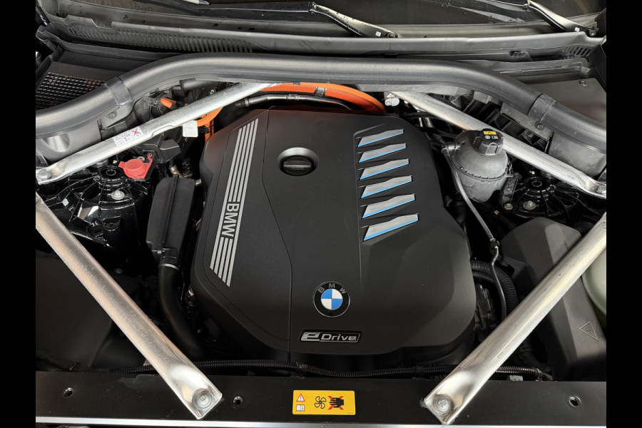 BMW X5 xDrive45e Executive M-Sport / Luchtvering / DAB / Navi / CarPlay / Trekhaak / 2 Jaar BMW Garantie / Camera