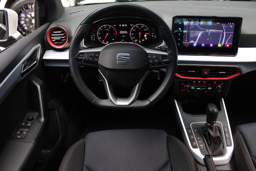 Seat Arona 1.5 TSI FR Navi Virtual ACC PDC Climate LM velgen Stoelverwarming Carplay BTW auto