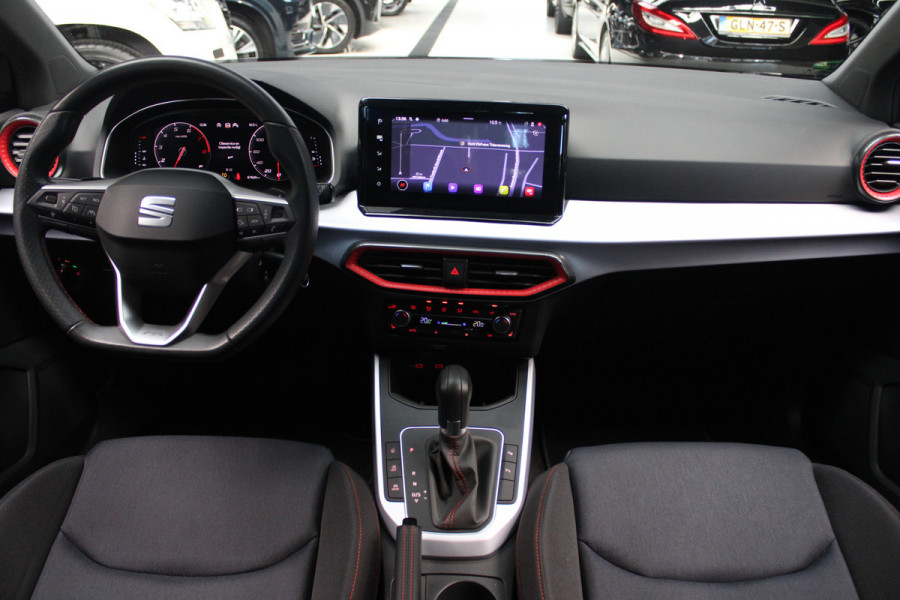 Seat Arona 1.5 TSI FR Navi Virtual ACC PDC Climate LM velgen Stoelverwarming Carplay BTW auto