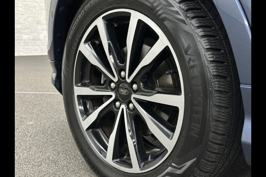 Ford Kuga 1.5 EcoBoost 150PK ST Line | Panorama | Trekhaak 2000kg Trekgewicht! | Navigatie | Carplay | Climate Control | RIJKLAARPRIJS! | Verwarmde Voorruit | Cruise Control | 18 inch | Getint Glas | Keyless-Start |