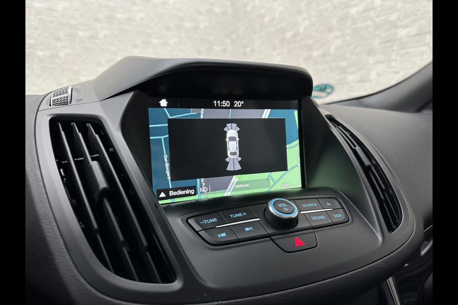 Ford Kuga 1.5 EcoBoost 150PK ST Line | Panorama | Trekhaak 2000kg Trekgewicht! | Navigatie | Carplay | Climate Control | RIJKLAARPRIJS! | Verwarmde Voorruit | Cruise Control | 18 inch | Getint Glas | Keyless-Start |