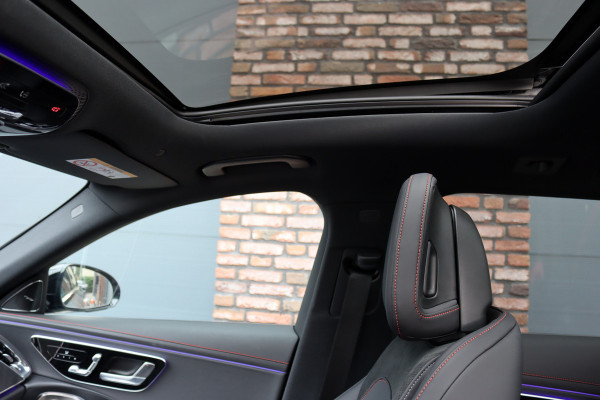 Mercedes-Benz E-Klasse Estate AMG 53 4MATIC+ | 585pk | Achterasbesturing | Distronic+ | Verwarmd Stuurwiel | Burmester | Digital Light | Trekhaak | Surround Camera | Verwarmd Stuurwiel | Augmented Reality |