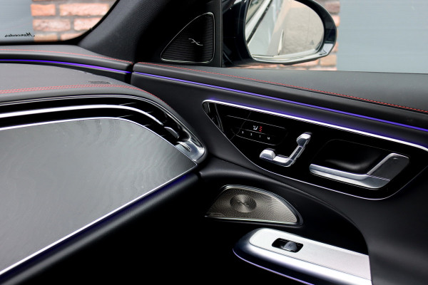 Mercedes-Benz E-Klasse Estate AMG 53 4MATIC+ | 585pk | Achterasbesturing | Distronic+ | Verwarmd Stuurwiel | Burmester | Digital Light | Trekhaak | Surround Camera | Verwarmd Stuurwiel | Augmented Reality |