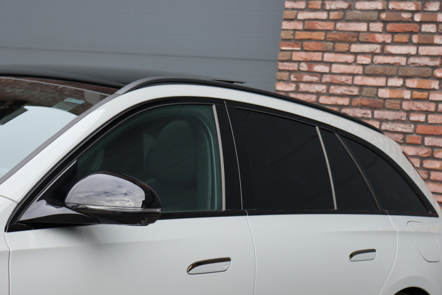 Mercedes-Benz E-Klasse Estate AMG 53 4MATIC+ | 585pk | Achterasbesturing | Distronic+ | Verwarmd Stuurwiel | Burmester | Digital Light | Trekhaak | Surround Camera | Verwarmd Stuurwiel | Augmented Reality |