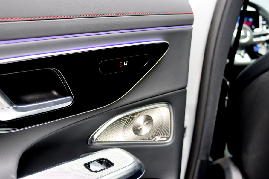 Mercedes-Benz E-Klasse Estate AMG 53 4MATIC+ | 585pk | Achterasbesturing | Distronic+ | Verwarmd Stuurwiel | Burmester | Digital Light | Trekhaak | Surround Camera | Verwarmd Stuurwiel | Augmented Reality |