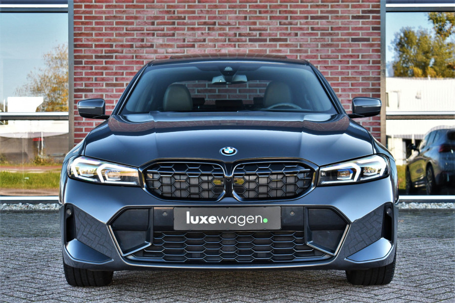 BMW 3-serie 330e M-Sport Dravit E-Dak Trekh E-zetels 19inch HUD Adp-onderstel