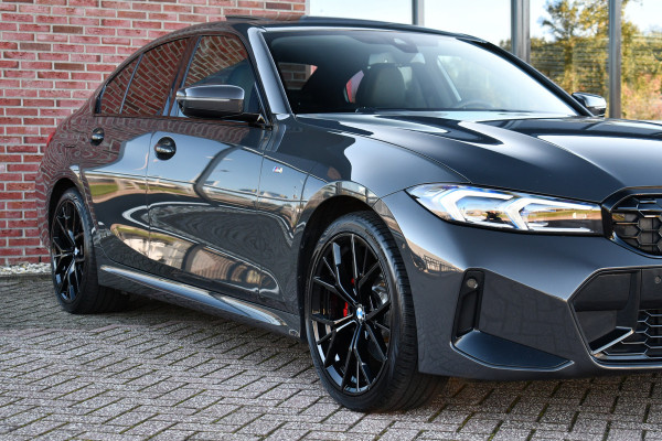 BMW 3-serie 330e M-Sport Dravit E-Dak Trekh E-zetels 19inch HUD Adp-onderstel