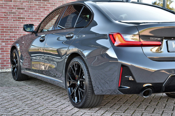 BMW 3-serie 330e M-Sport Dravit E-Dak Trekh E-zetels 19inch HUD Adp-onderstel